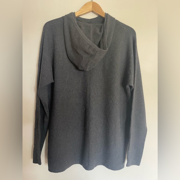 Banana Republic charcoal grey pullover sweater hoodie - Picture 6 of 12